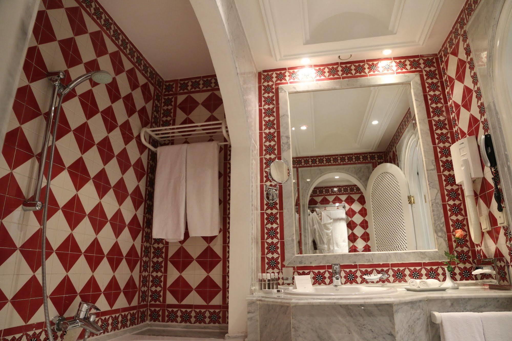 ホテル ラ メゾン ブランシェ チュニス エクステリア 写真 Bathroom