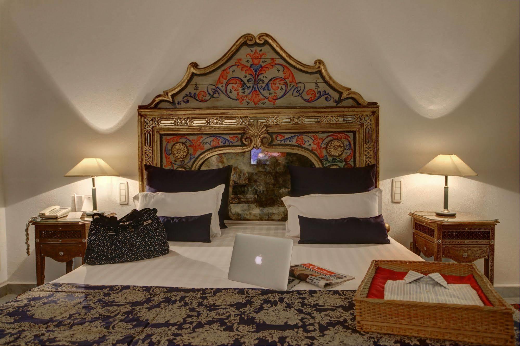 ホテル ラ メゾン ブランシェ チュニス エクステリア 写真 A bedroom at the hotel